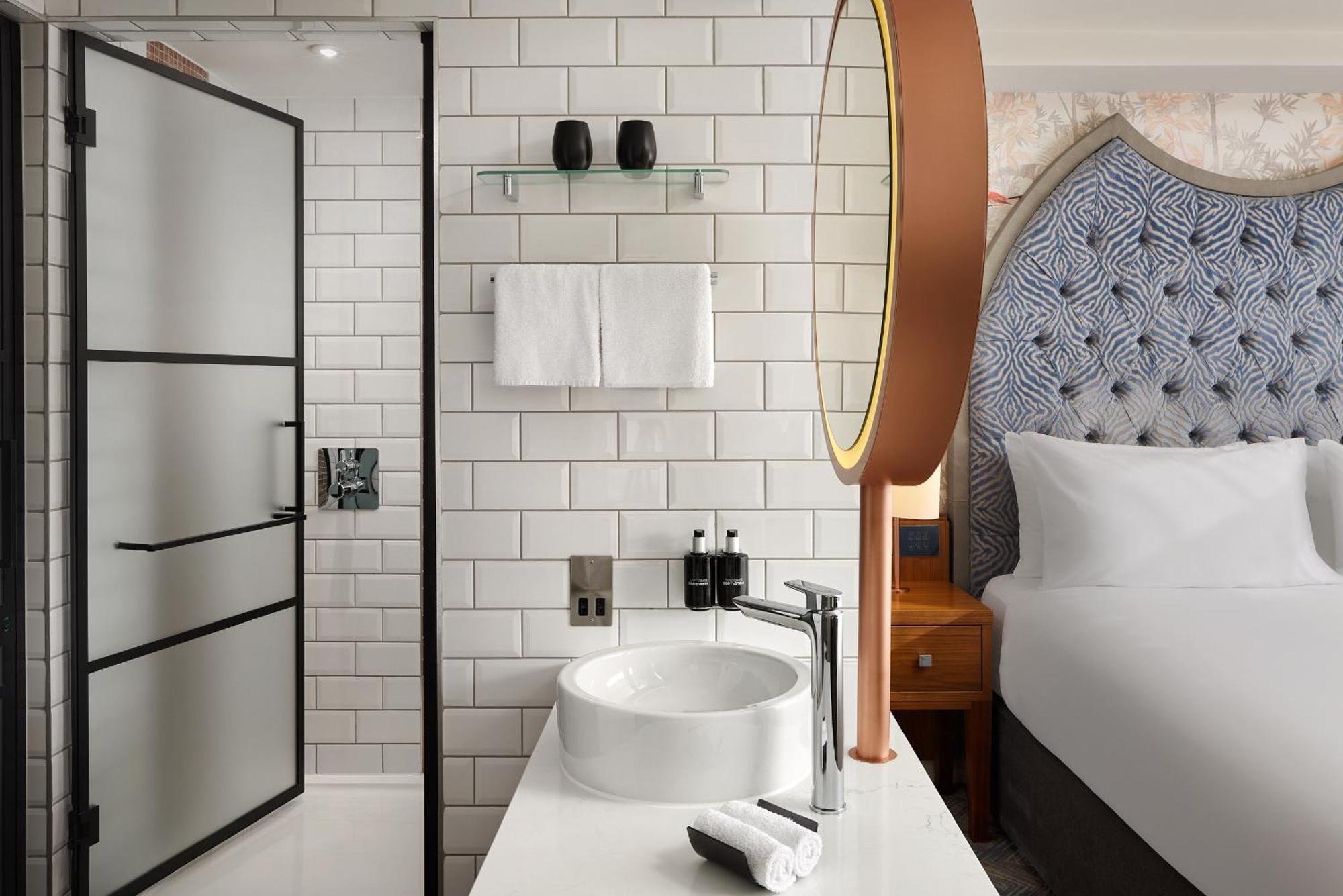 Nyx Hotel Dublin Christchurch Exterior foto